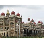 8_Mysore_Palace_View_117kb.jpg